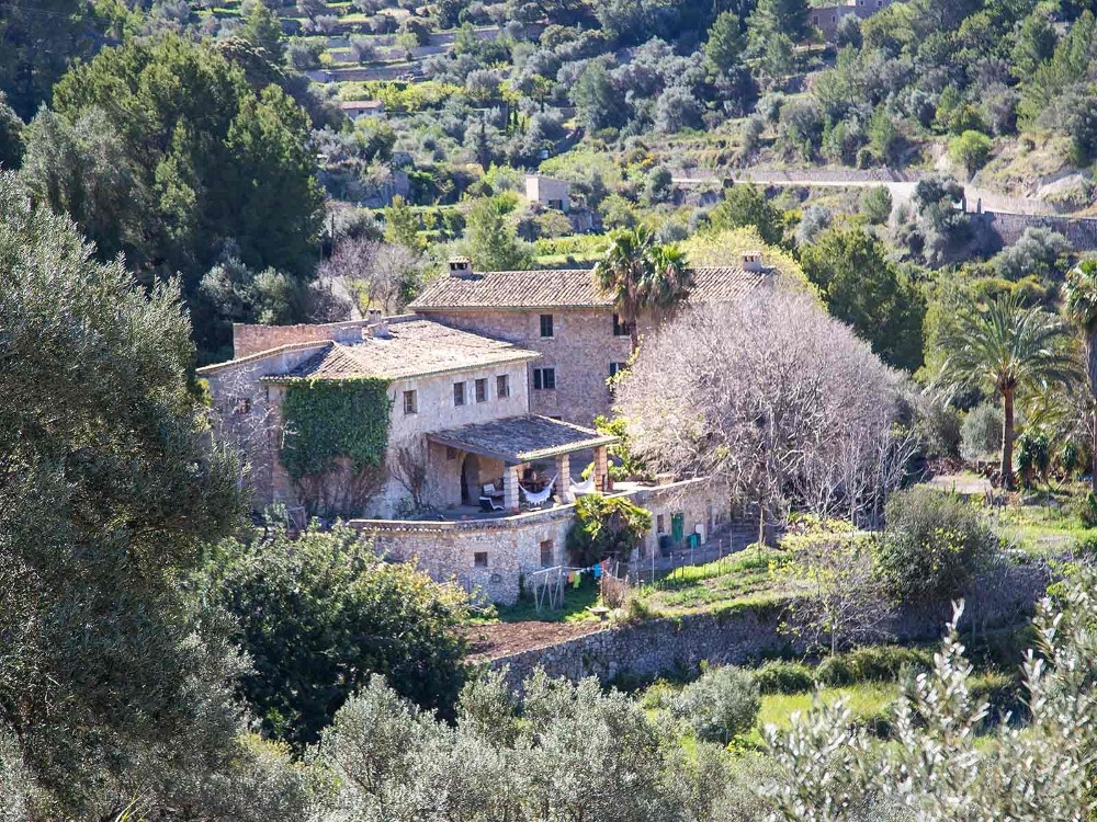 Propiedad mallorquina del siglo XIX para reformar con vistas al mar
