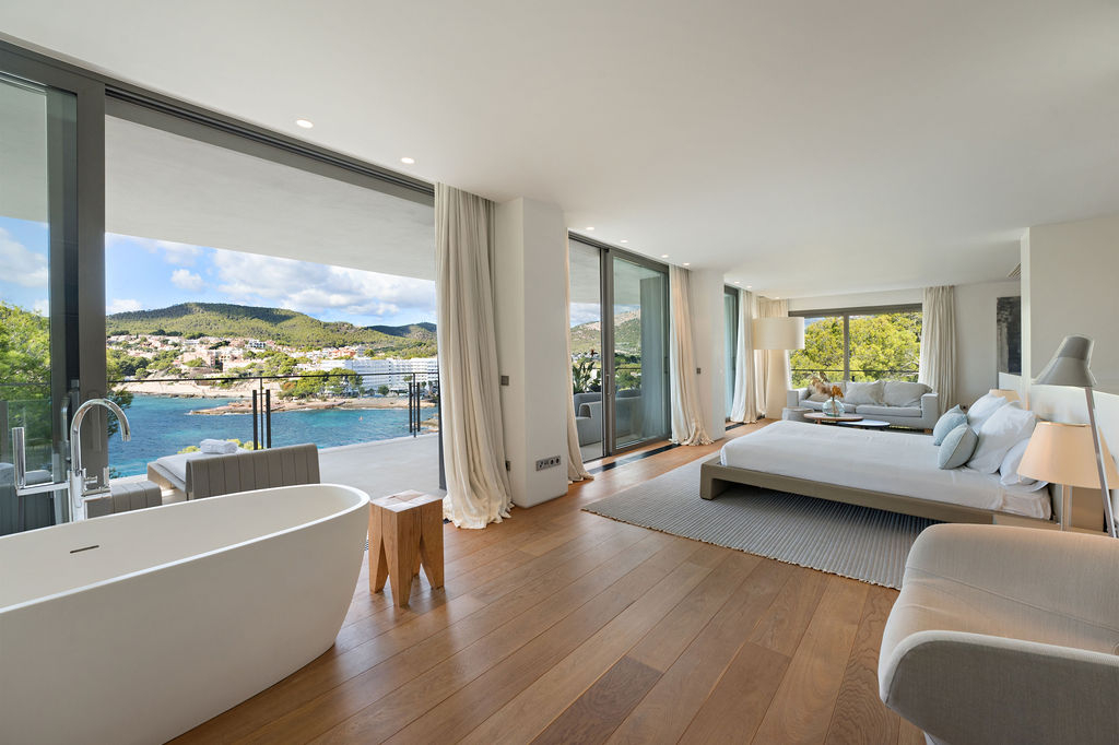 Schlafzimmer 1