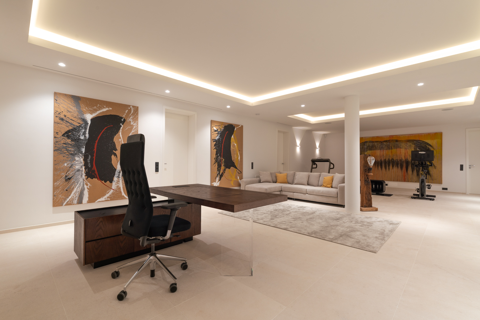 Büro und Gym