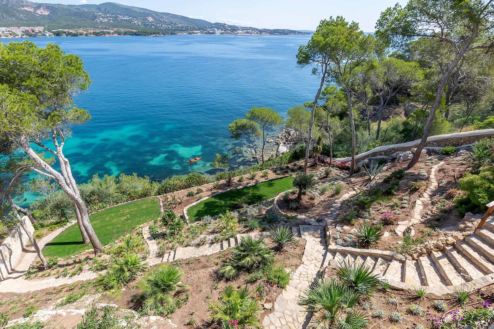 Grundstück in 1. Meereslinie