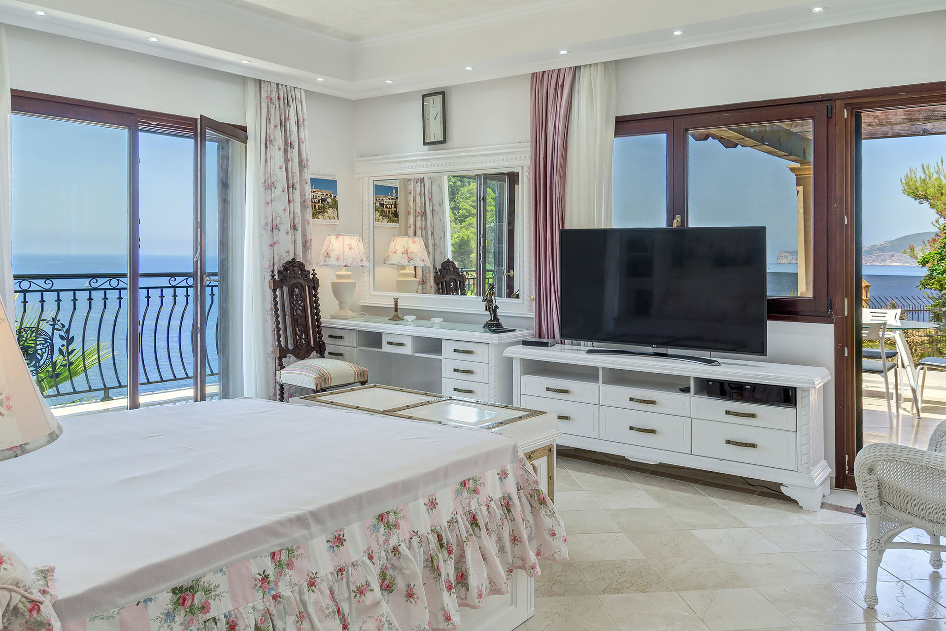 Schlafzimmer 2