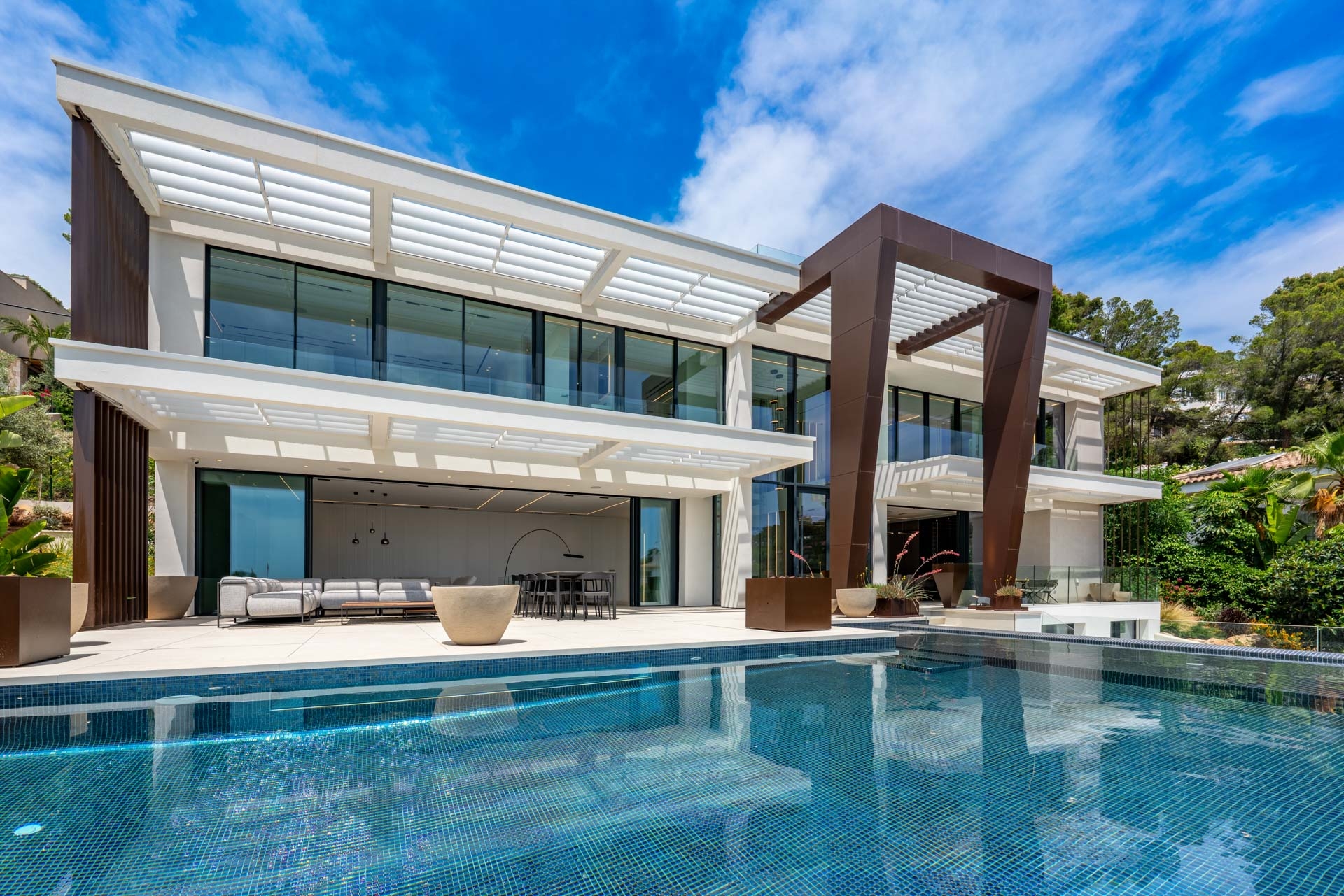 Luxurious designer villa with breathtaking sea views