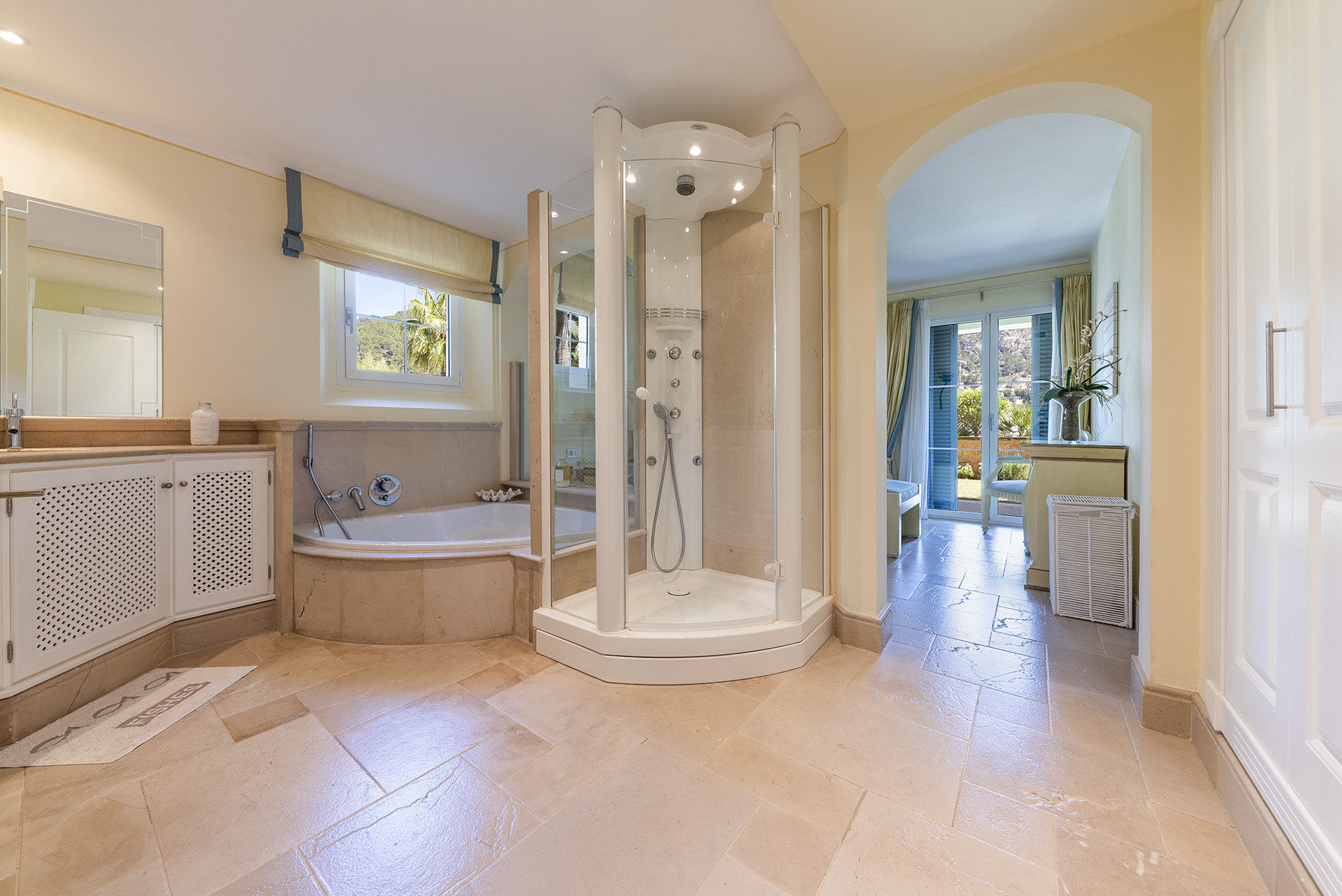 Badezimmer en Suite