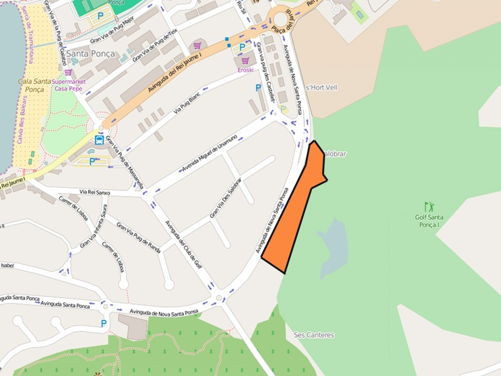 Commercial land for sports / leisure facilities