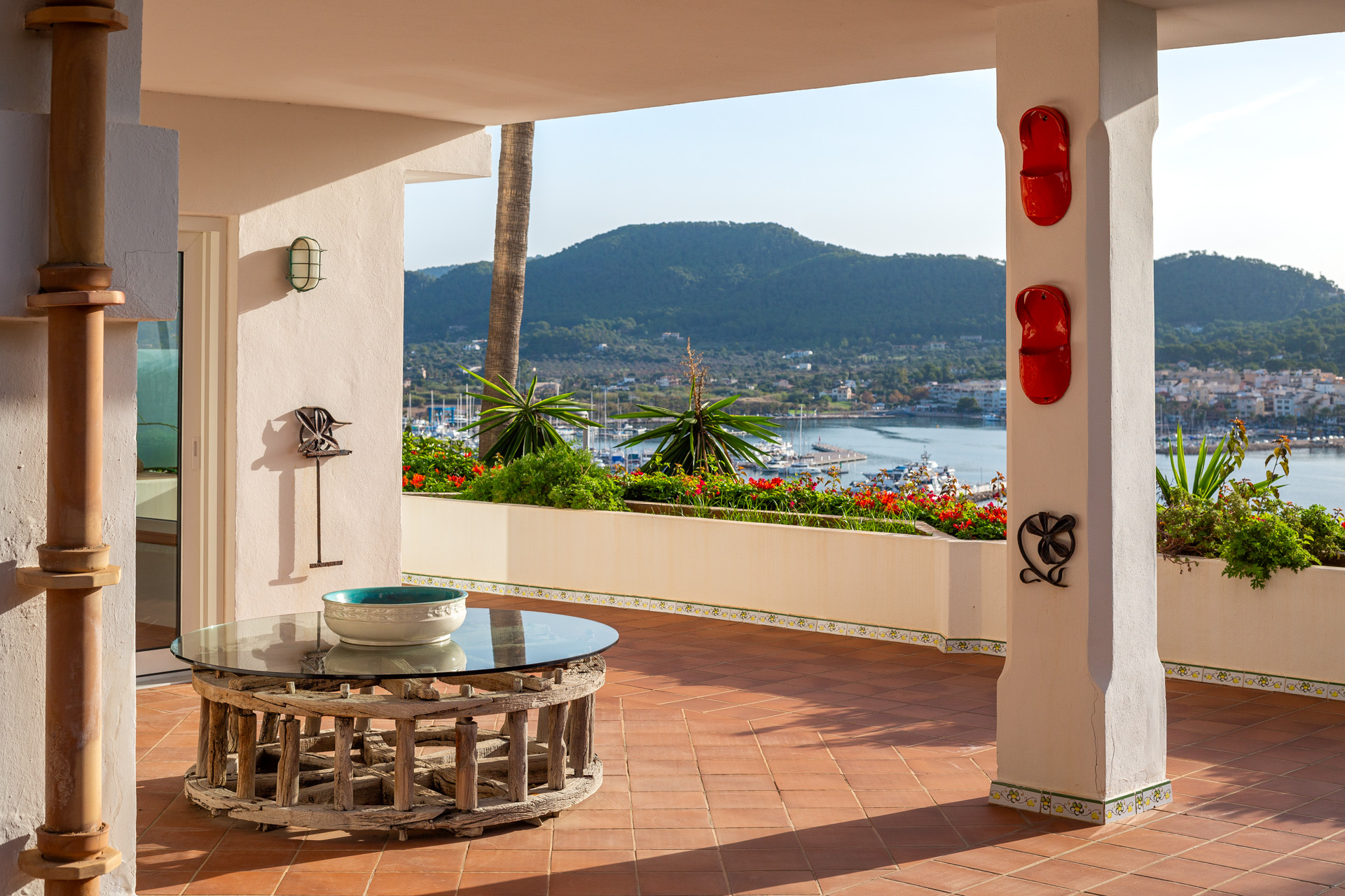 Apartamento en un pequeño y exclusivo complejo residencial con incomparables vistas al puerto