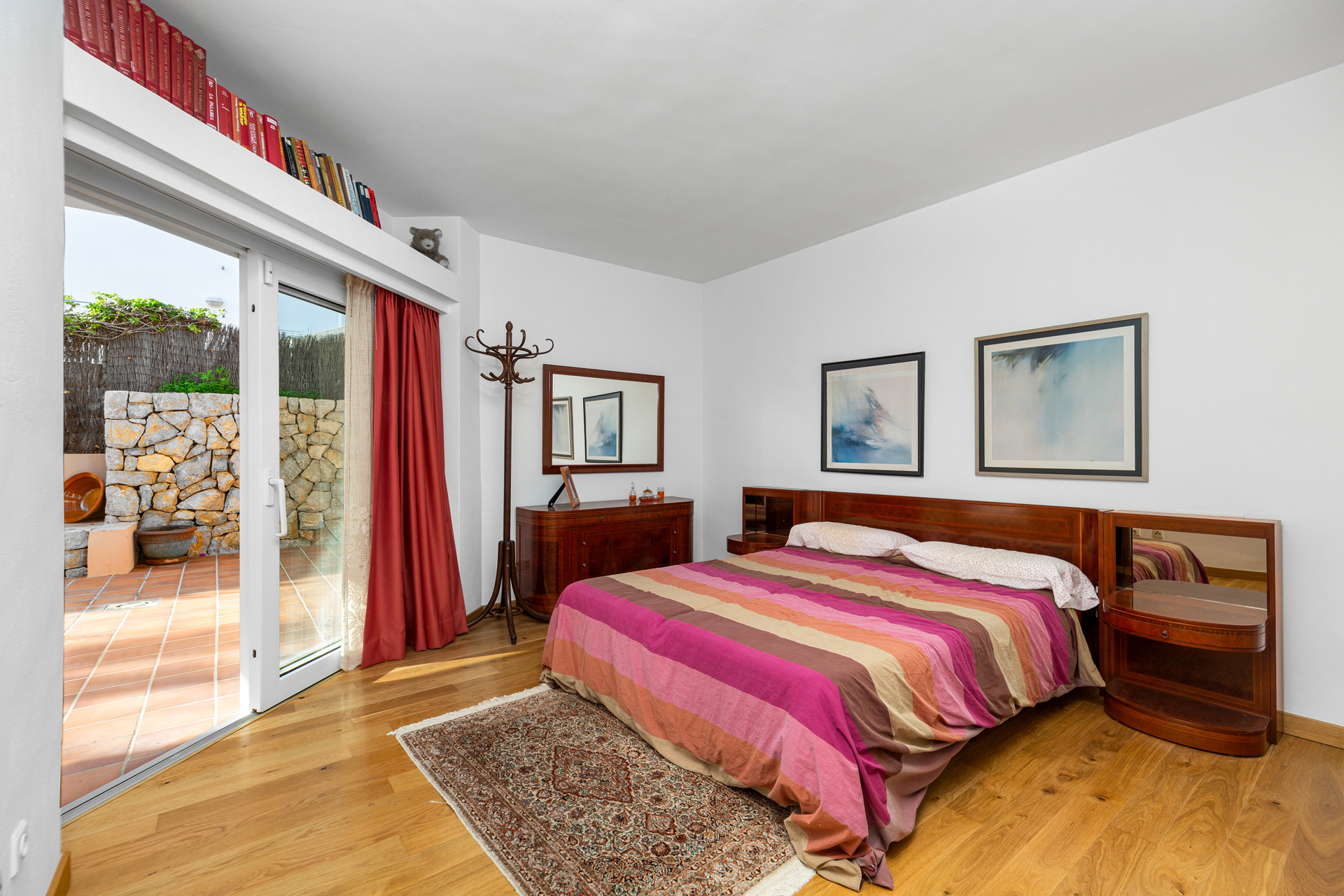 Schlafzimmer 1