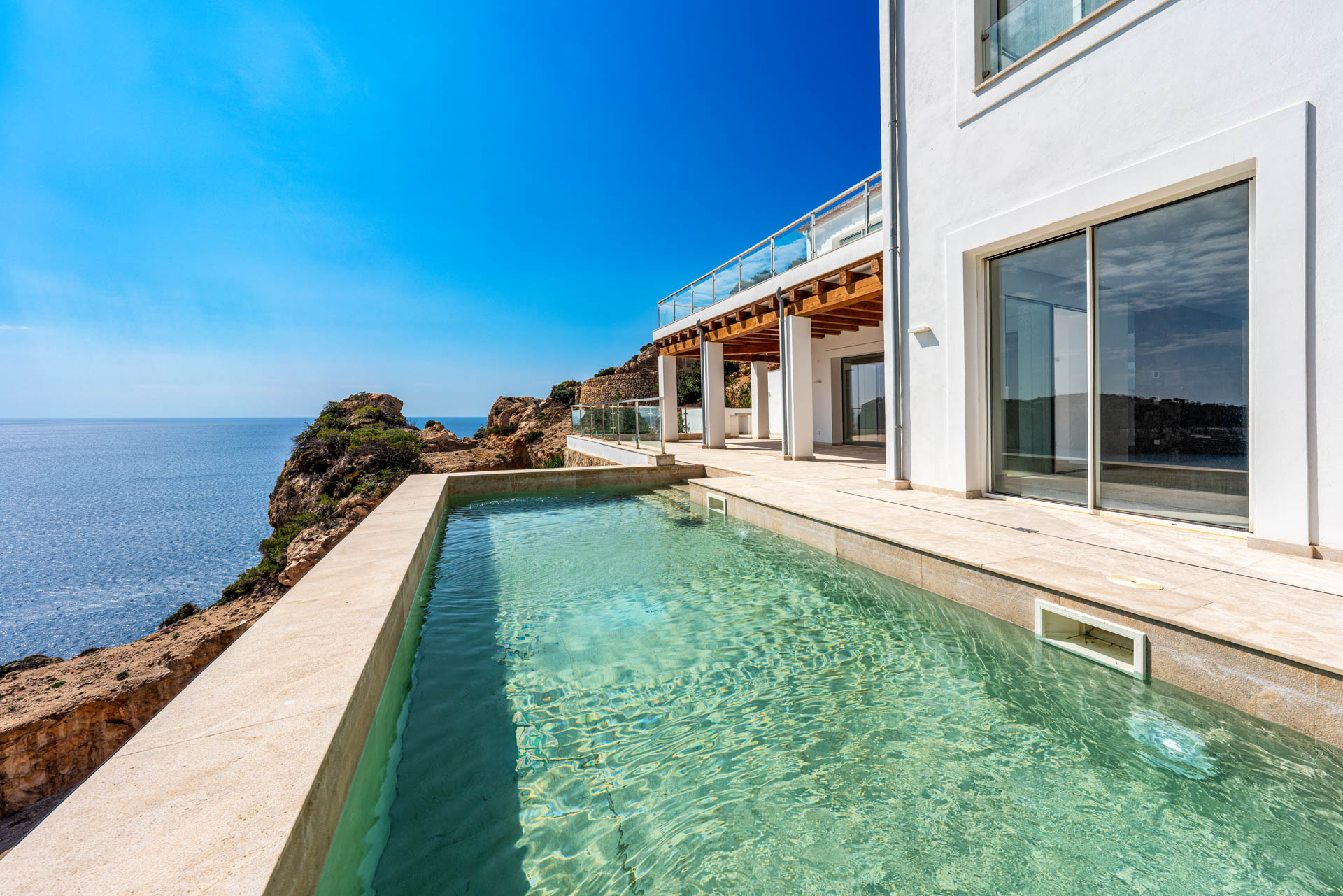 Modern Mediterranean Villa with Unique Sea Views