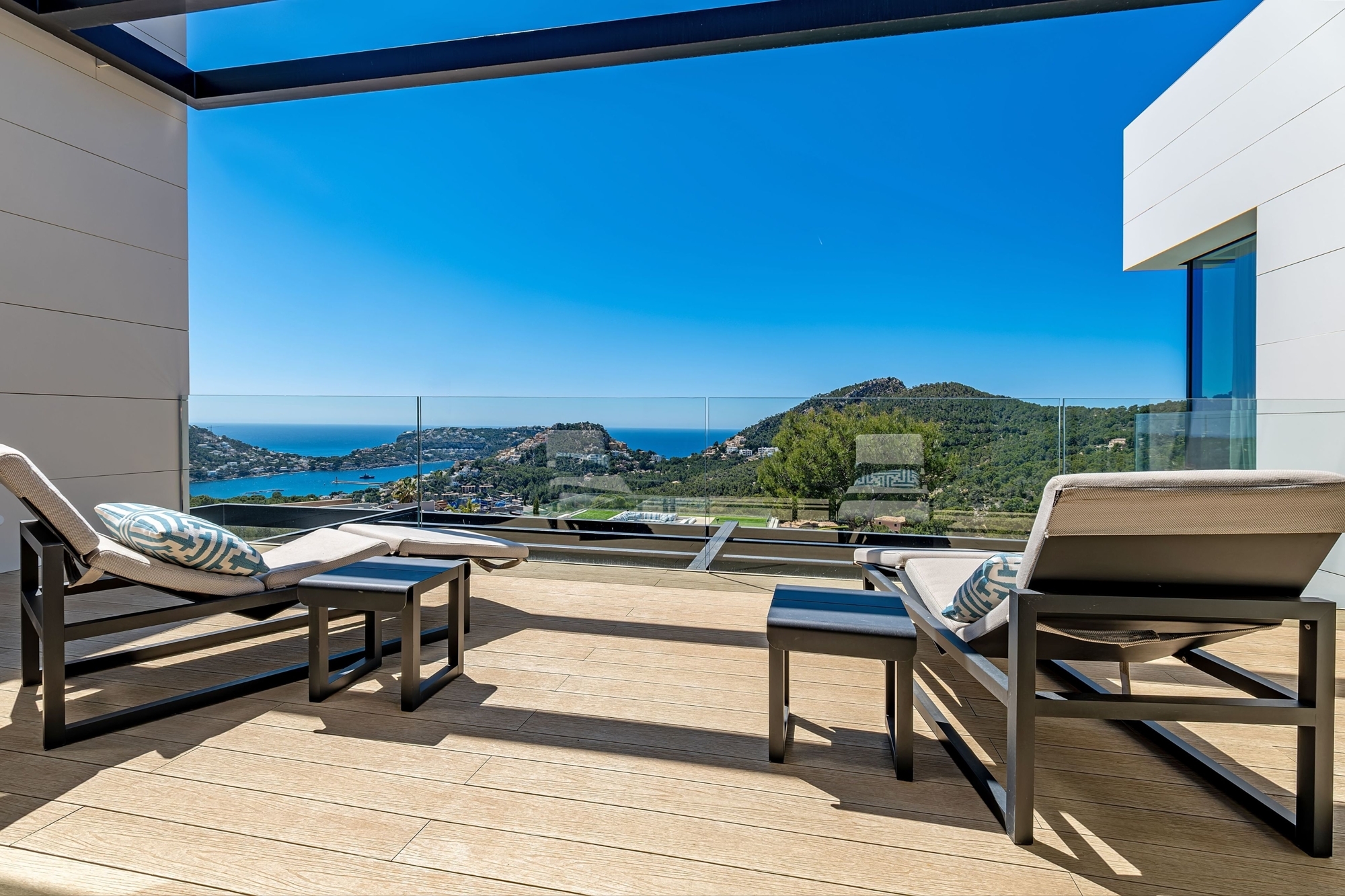 Terrasse im 1. OG