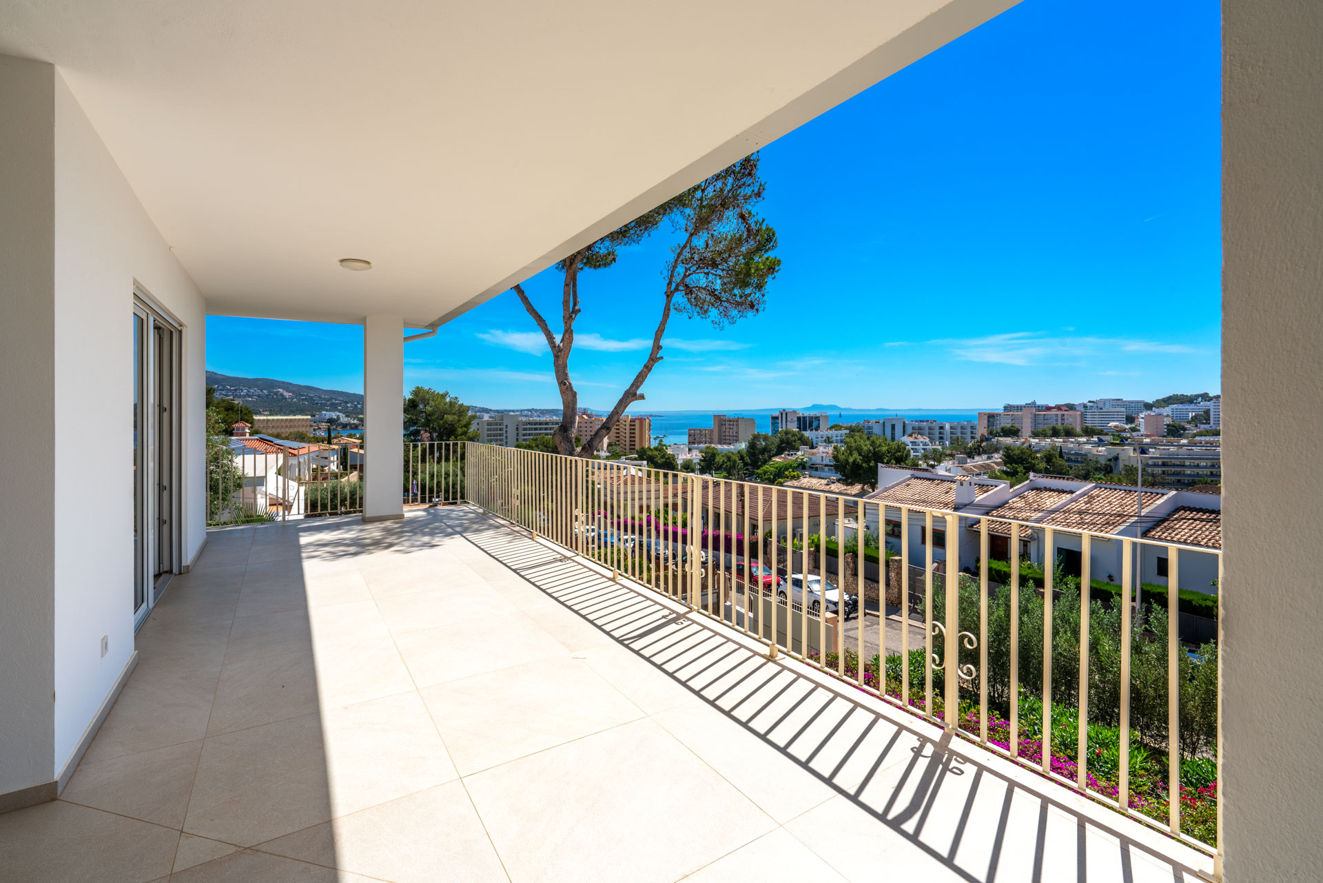 Überdachte Terrasse