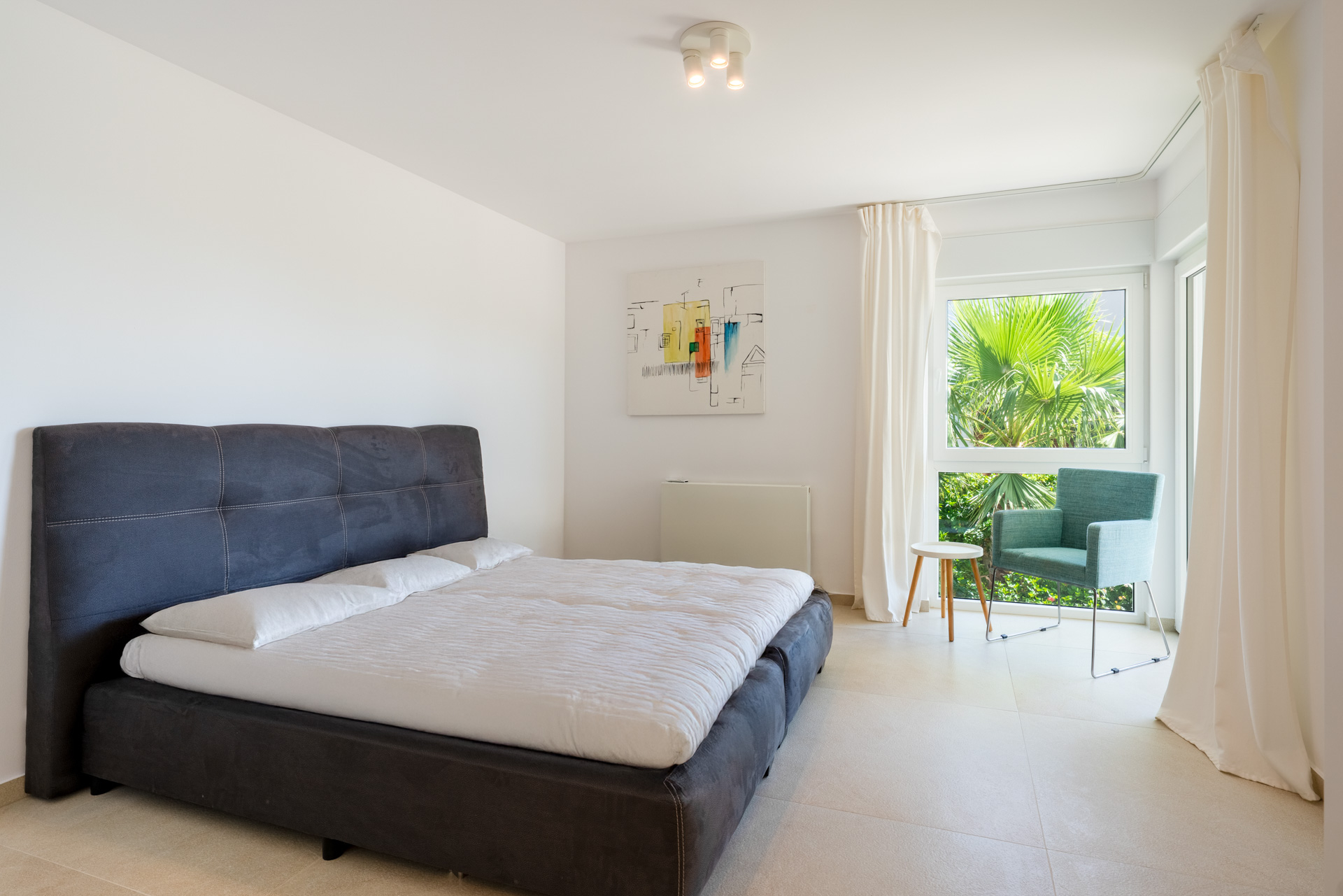 Schlafzimmer 1
