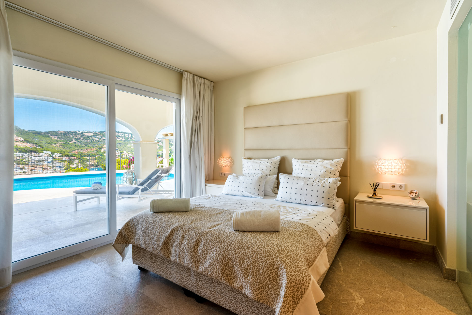 Schlafzimmer 2