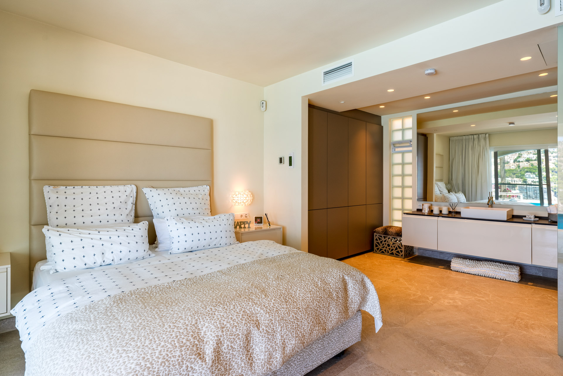 Schlafzimmer 3