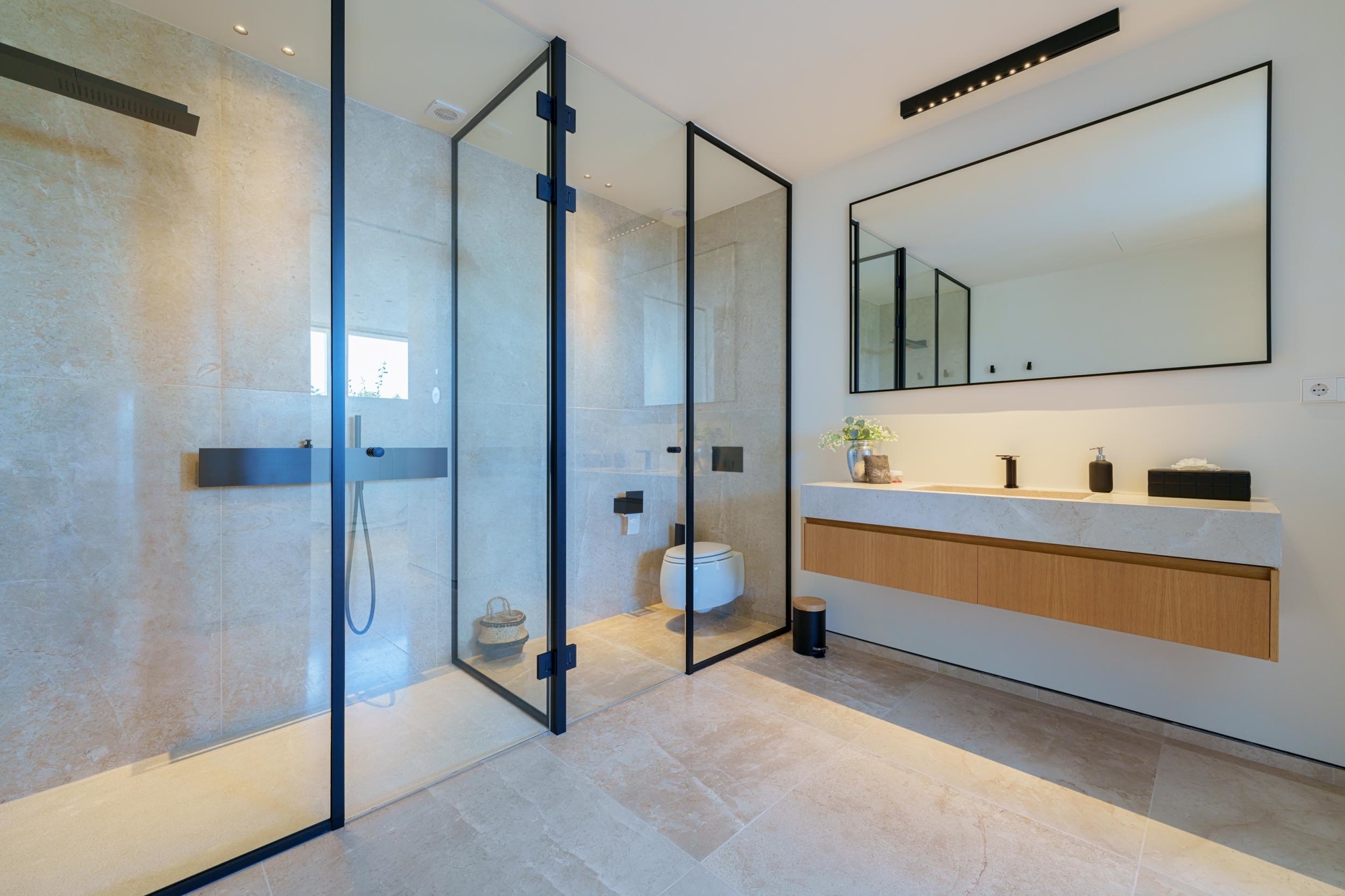 Badezimmer 2