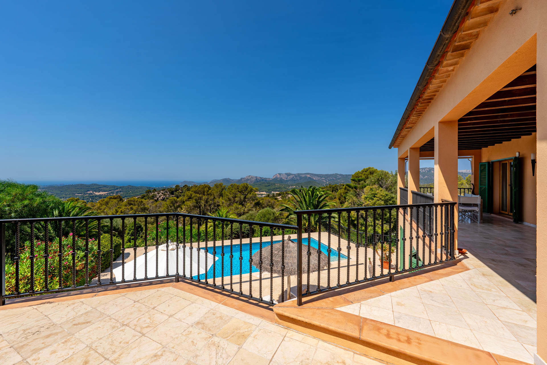 Terrasse mit Meerblick