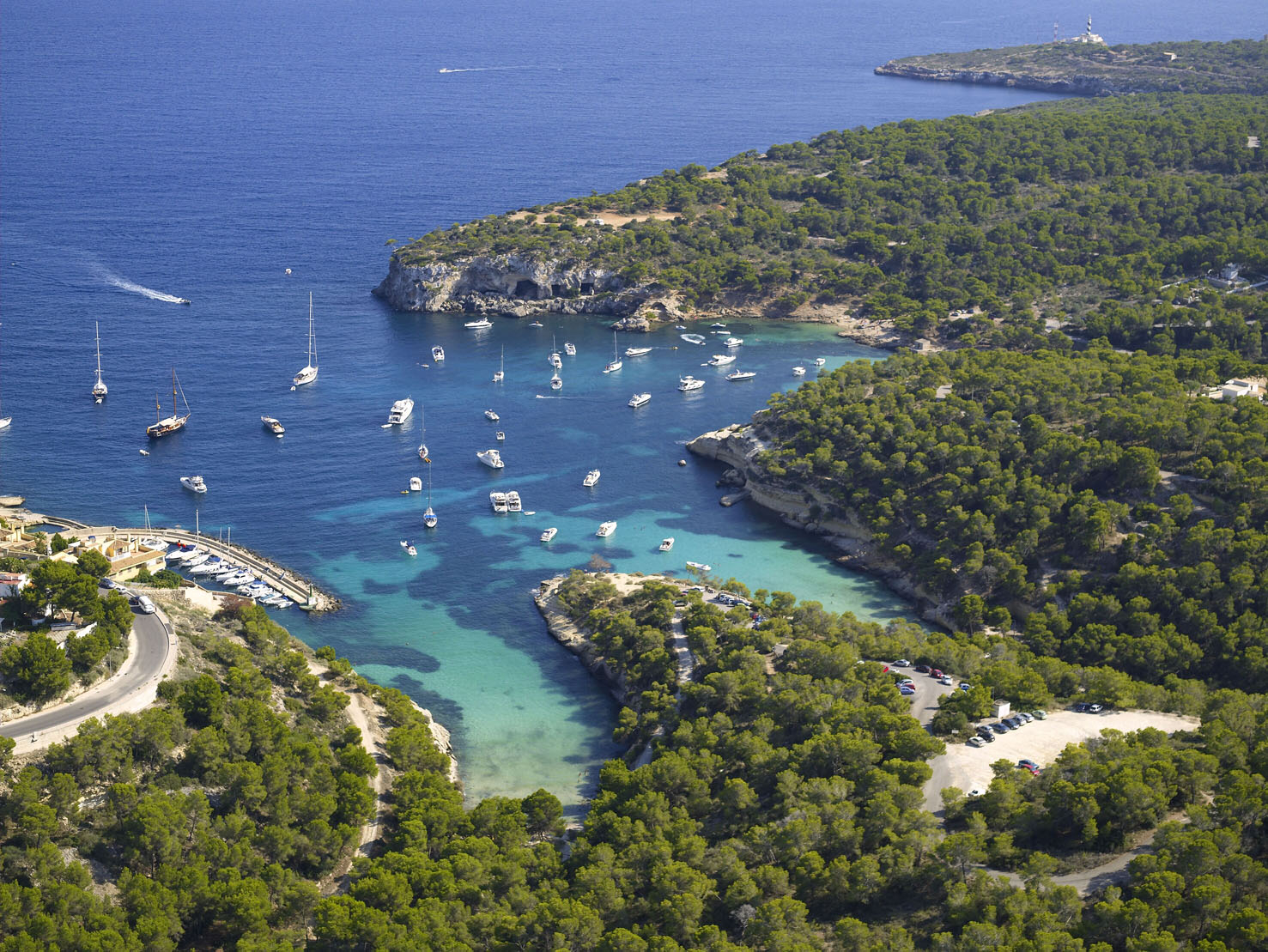 Four exclusive building plots in Sol de Mallorca with sea views
