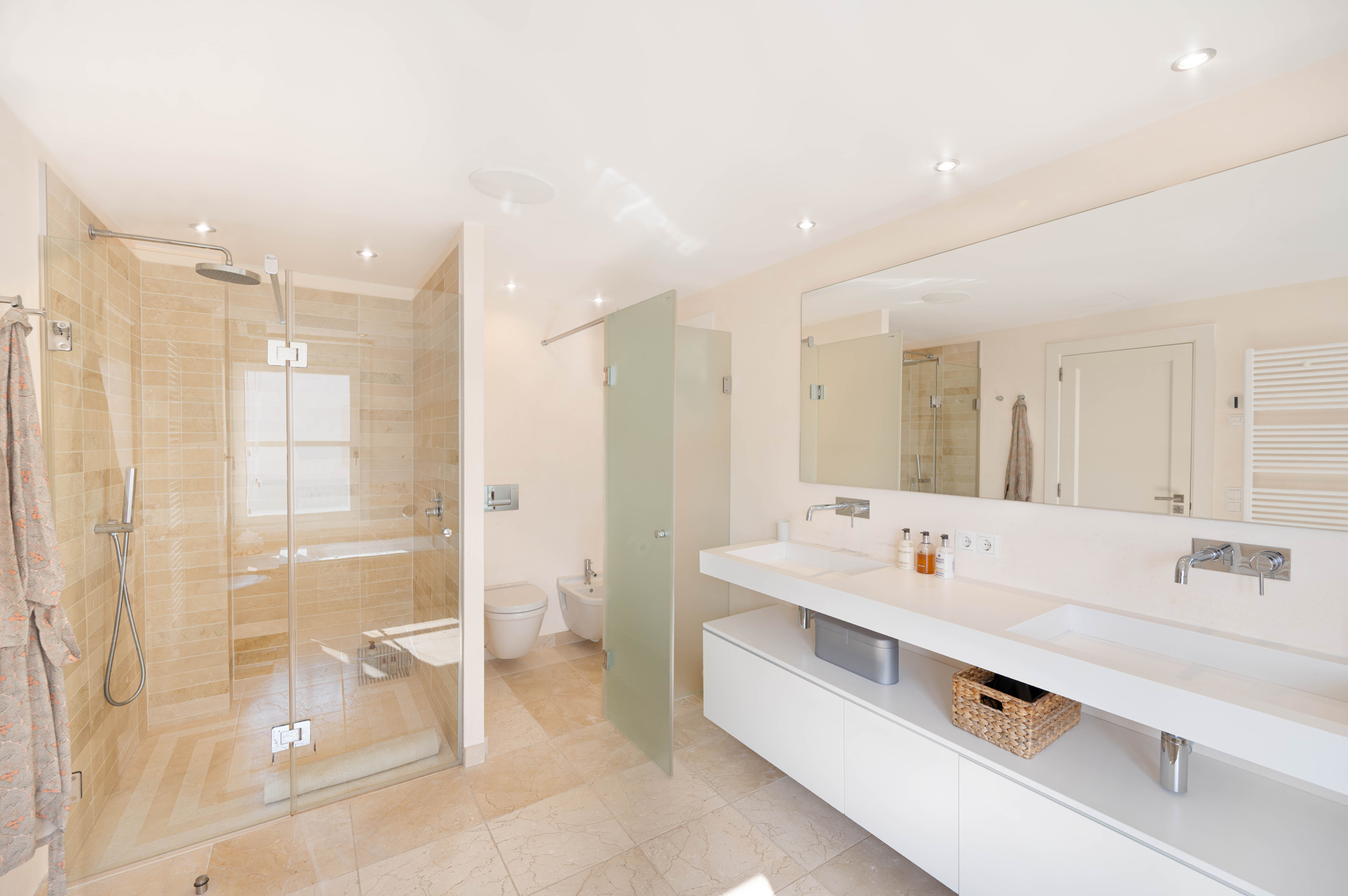 Badezimmer 1