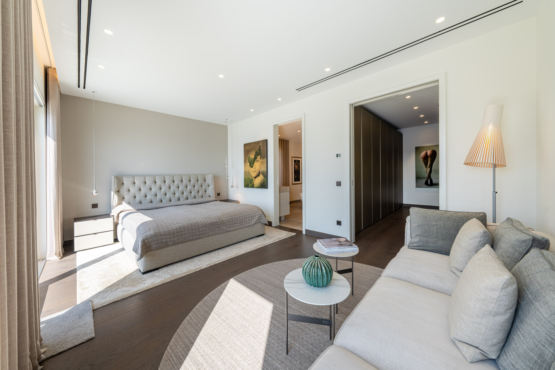 Schlafzimmer 1
