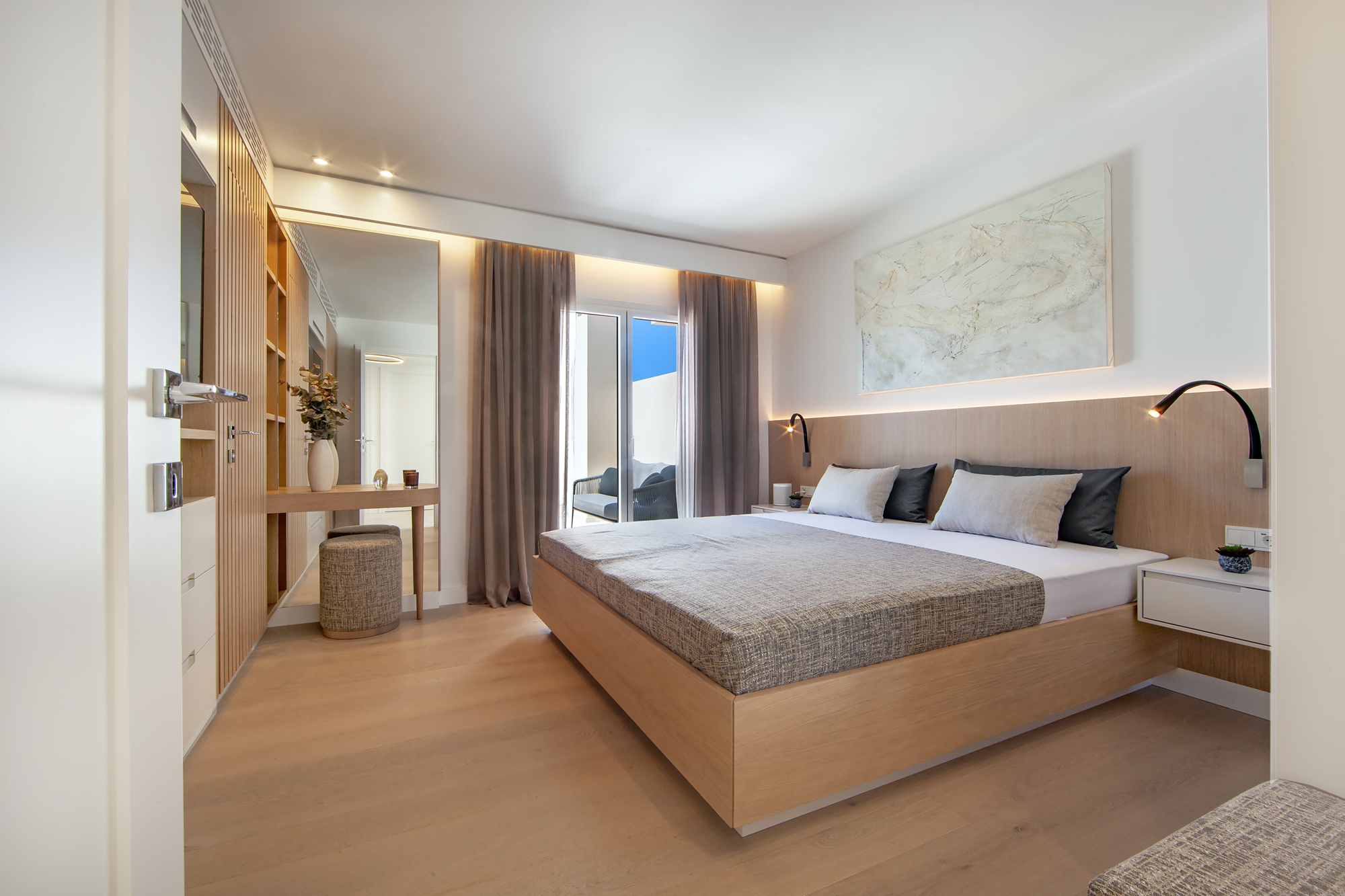 Schlafzimmer 1