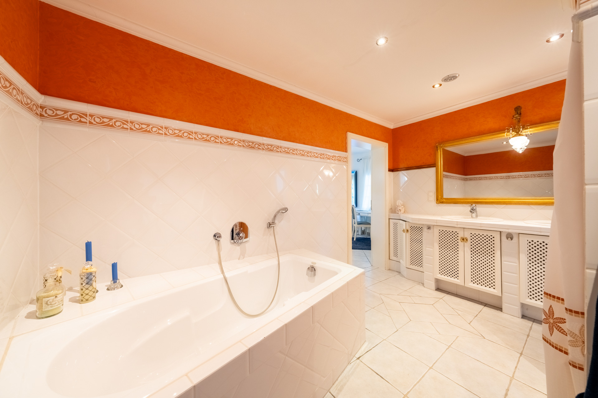 Badezimmer 1