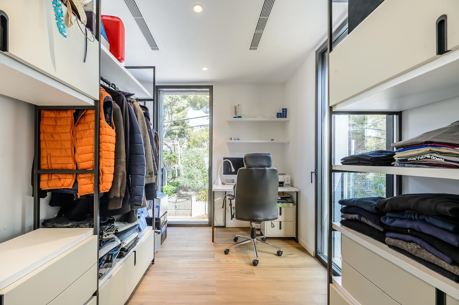 Schlafzimmer 3 