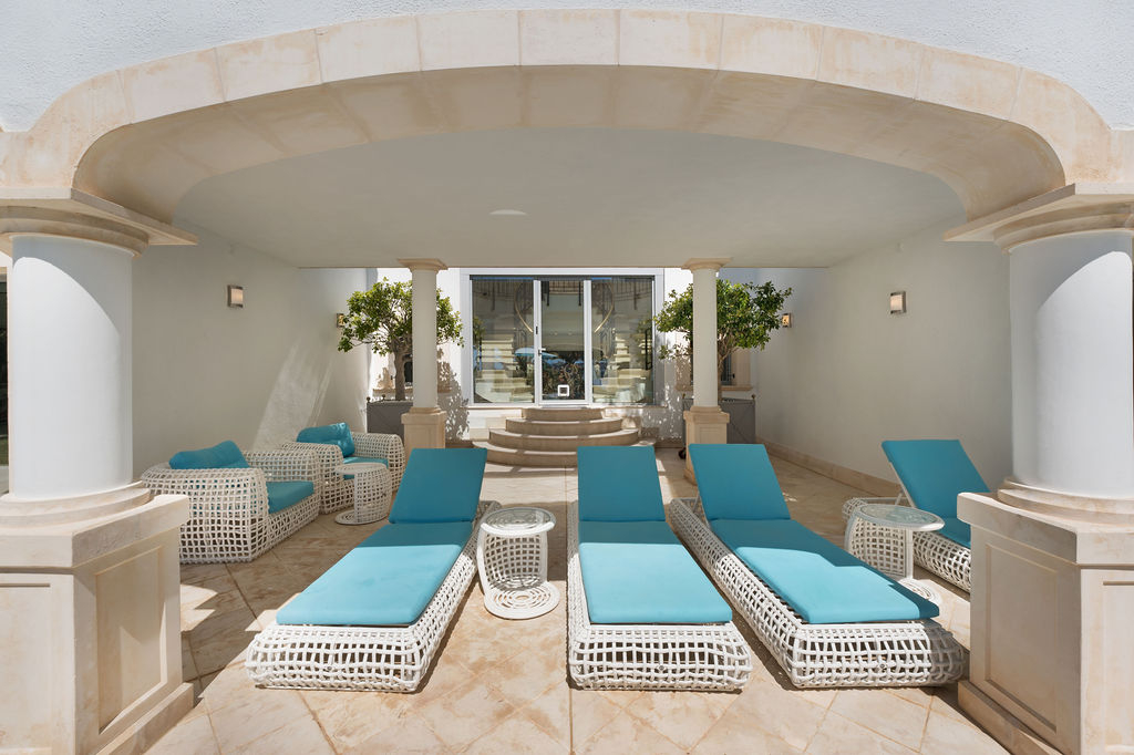 Überdachte Terrasse
