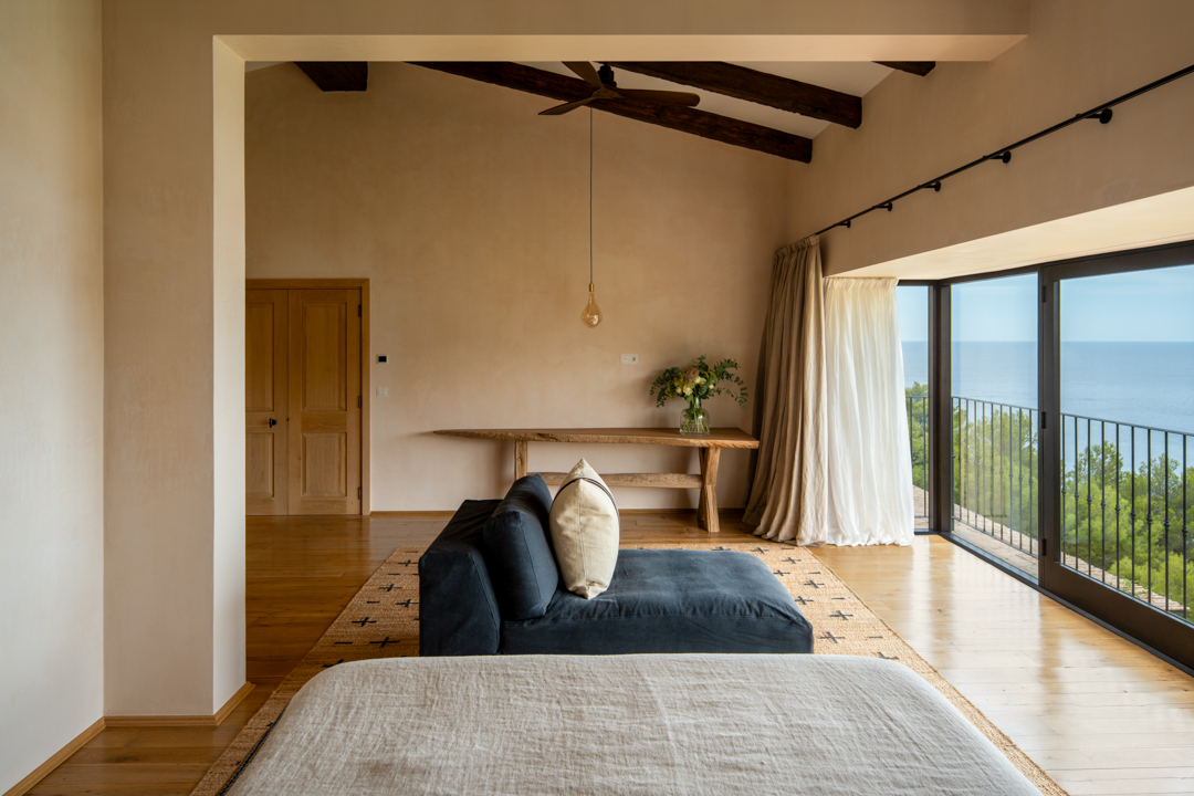 Schlafzimmer 1