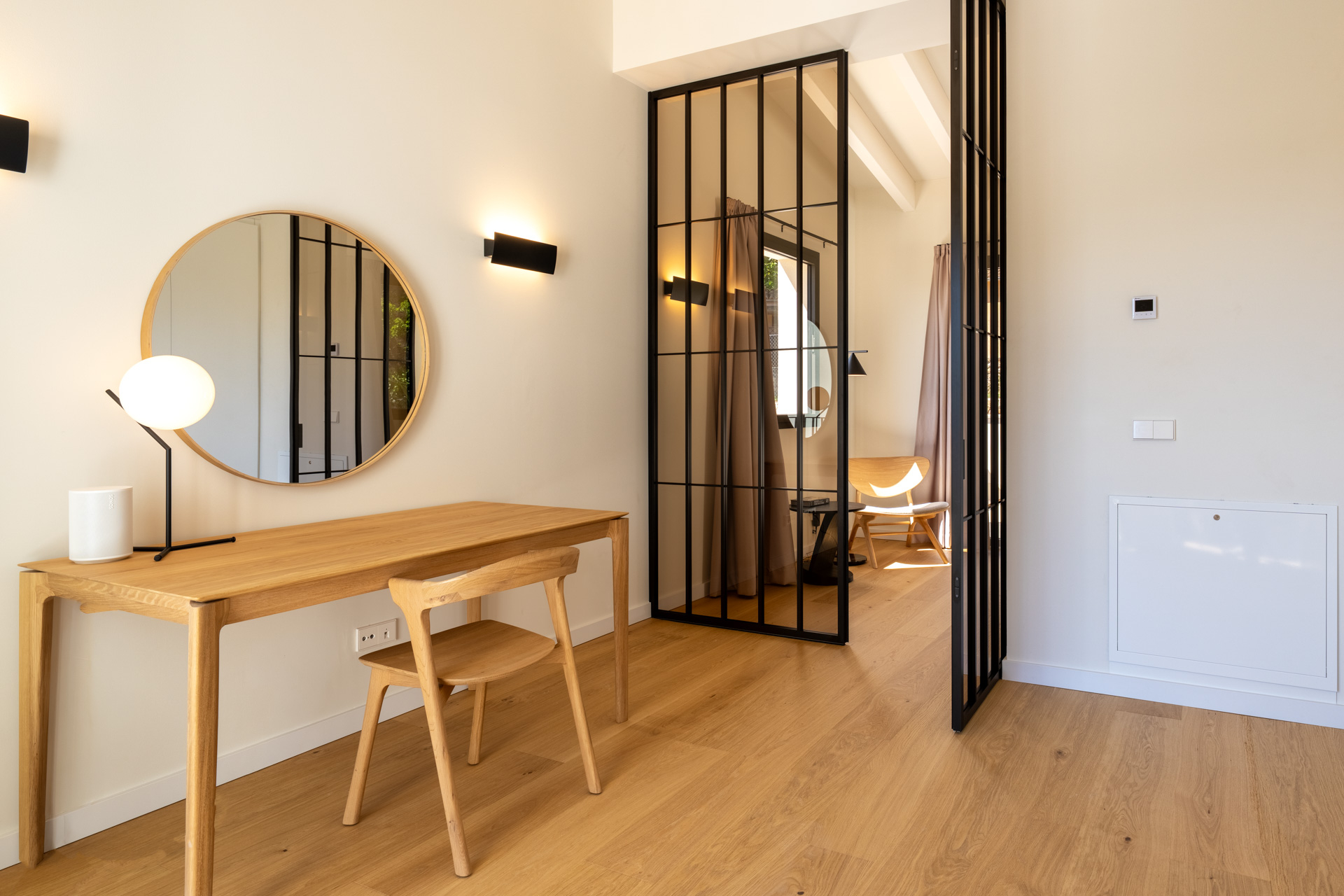 Schlafzimmer 1