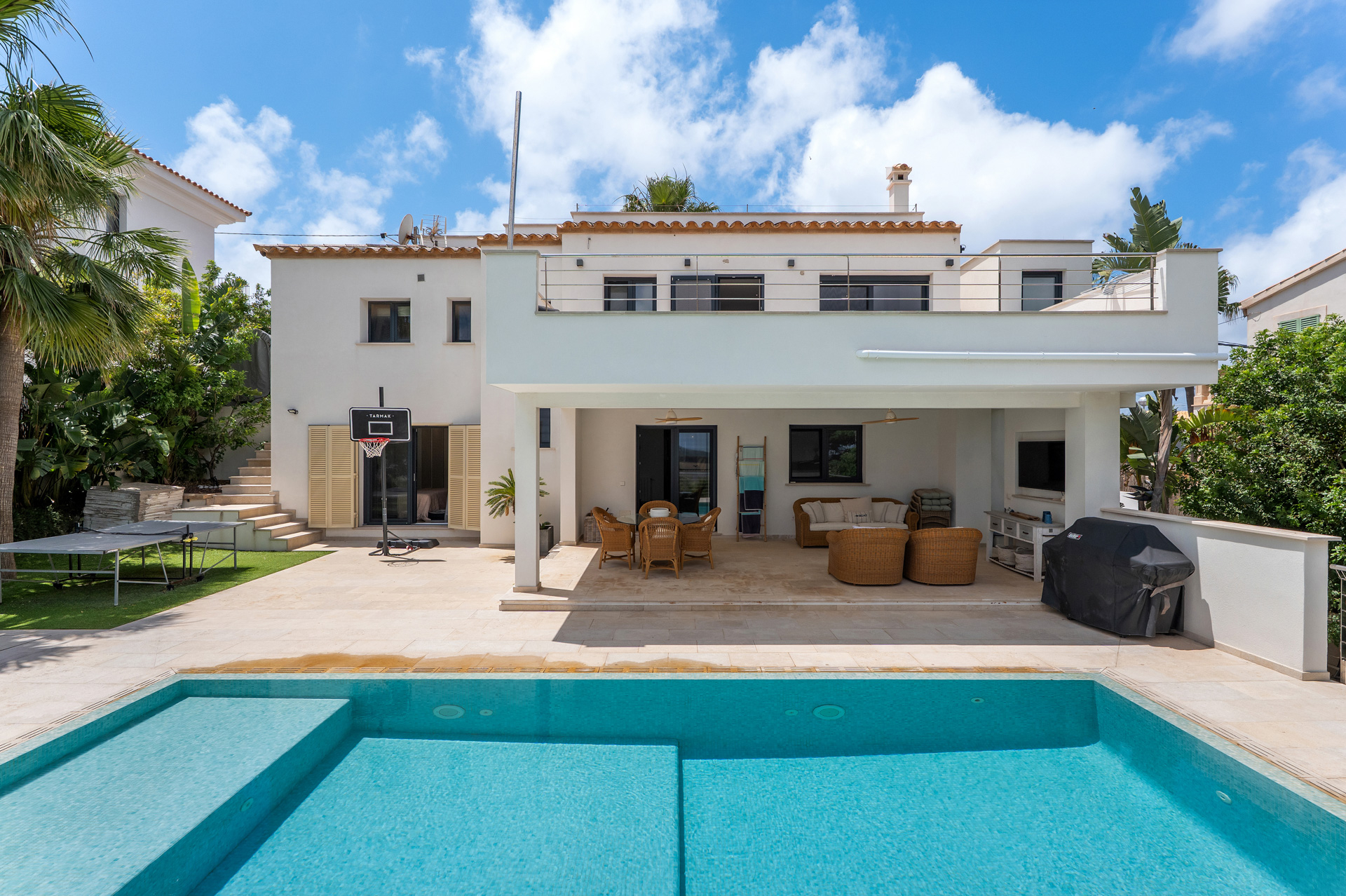 Villa familiar moderna en una zona tranquila cerca de Port Adriano