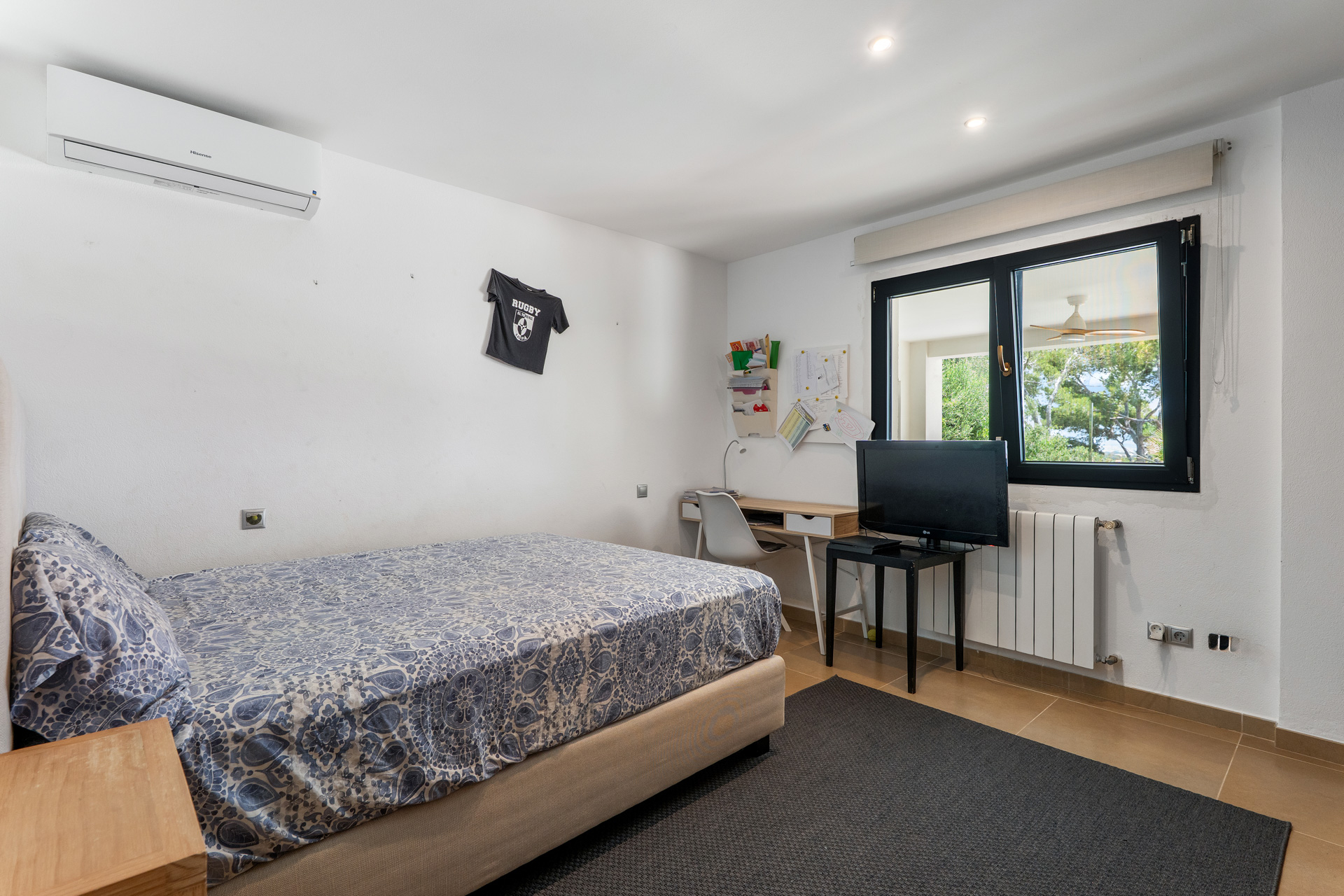 Schlafzimmer 2