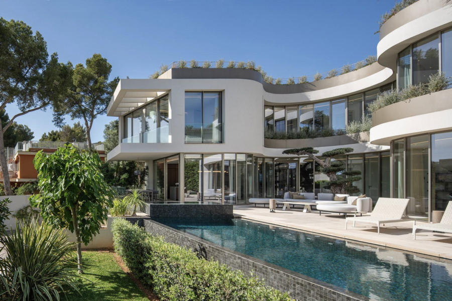 Stilvolle Neubauvilla in exklusiver Lage - Terrasse und Pool (5788)