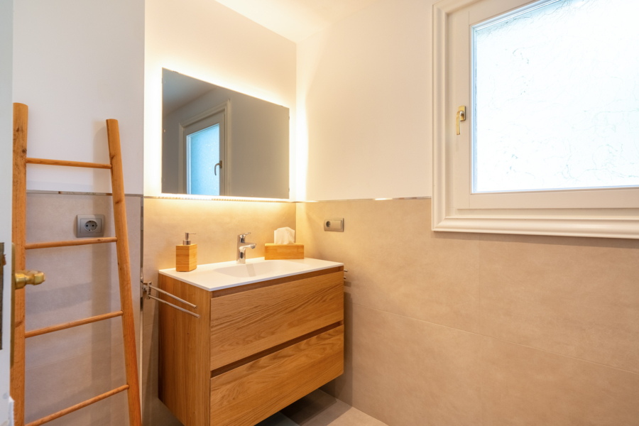 Duplex-Penthouse in mediterraner Anlage mit atemberaubendem Meerblick - Badezimmer 2 (15652)
