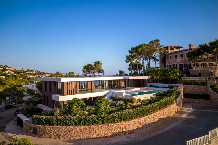 Neubauvilla mit Top-Meerblick in Santa Ponsa - Abendaufnahme (13849)