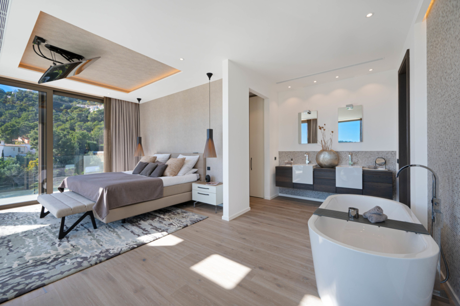 Schlafzimmer 1