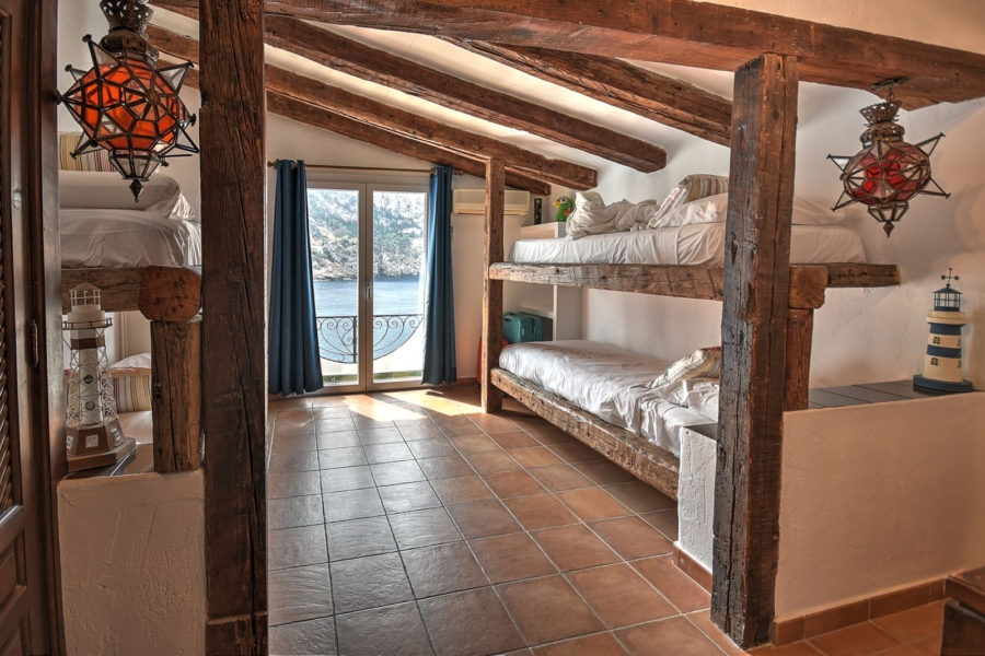 Exklusives Duplex in erster Meereslinie mit direktem Zugang zum Meer - Schlafzimmer 2 (15630)