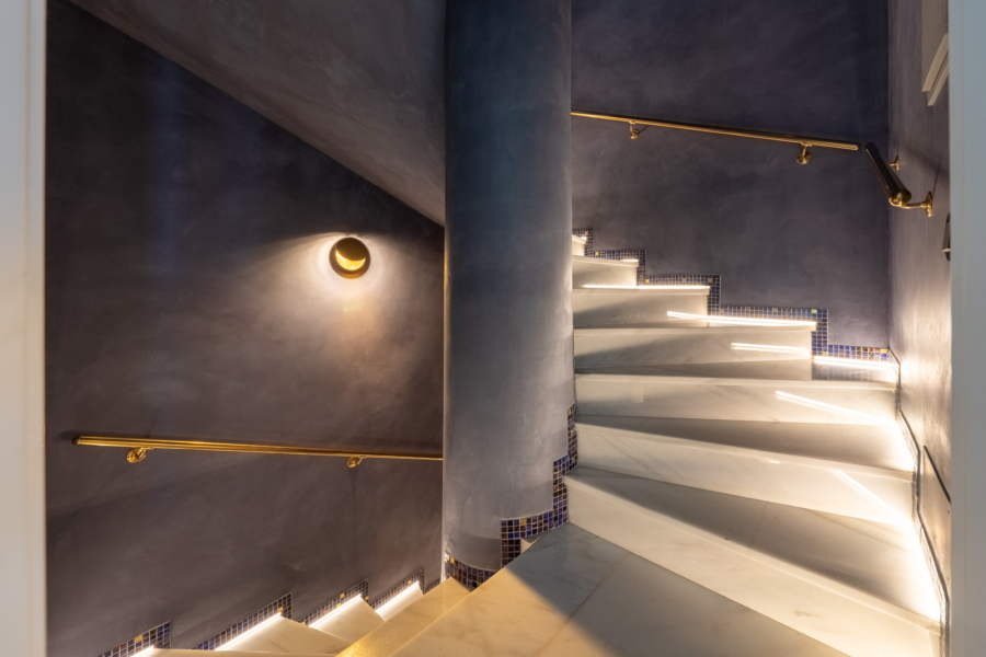 Außergewöhnliches Anwesen mit spektakulärem Meer-Panoramablick - Treppe (6675)