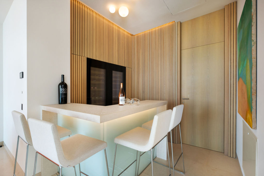 Einzigartige Luxusvilla mit Königsblick - Weinbar (14090)