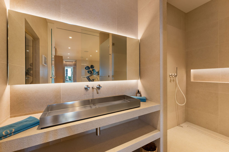 Einzigartige Luxusvilla mit Königsblick - Badezimmer 4 (14104)