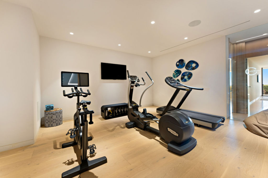 Einzigartige Luxusvilla mit Königsblick - Fitnessbereich (14103)