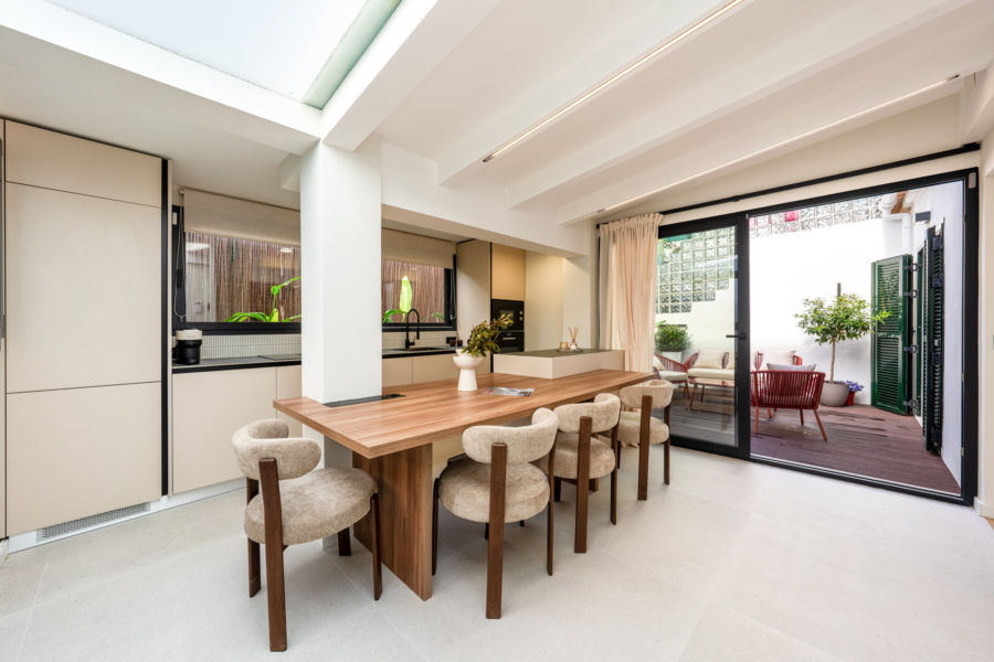 Hochwertig kernsaniertes Appartement in Santa Ponsa – fußläufig zum Strand - Essbereich (6606)