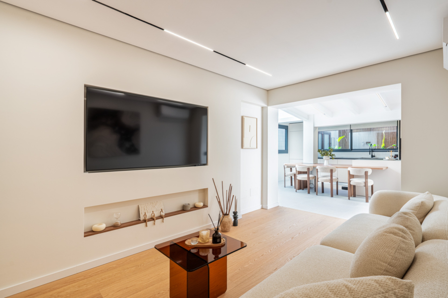 Hochwertig kernsaniertes Appartement in Santa Ponsa – fußläufig zum Strand - Wohnbereich (6609)