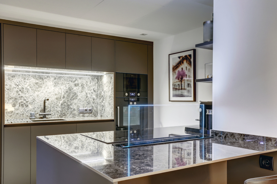 Exklusives Penthouse mit spektakulärem Meerblick - Küche (5050)