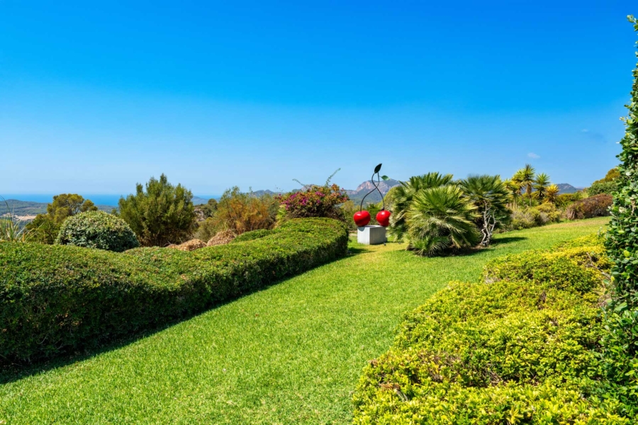 Südwestorientiertes Villenensemble: Ruhe, Privatsphäre und traumhafter Meer- und Panoramablick - Garten (5724)