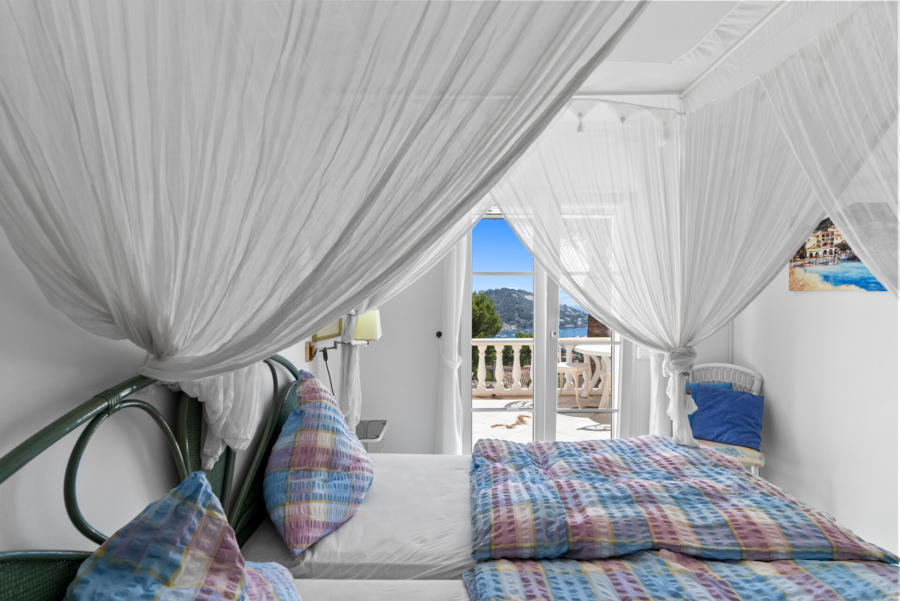 Schlafzimmer 2