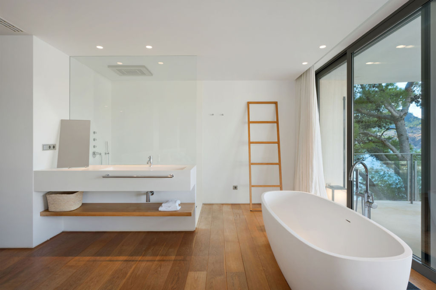 Exklusives Anwesen in erster Meereslinie mit Ferienvermietungslizenz - Bad en Suite (3874)