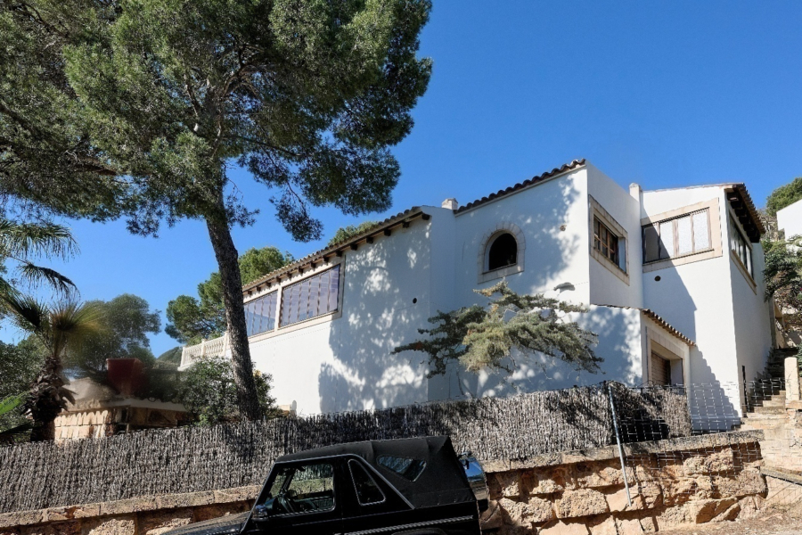 Exklusives Renovierungsobjekt mit spektakulärem Hafenblick in Port d’Andratx - Bestand (6427)