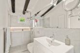 Badezimmer 1