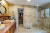 Badezimmer 1
