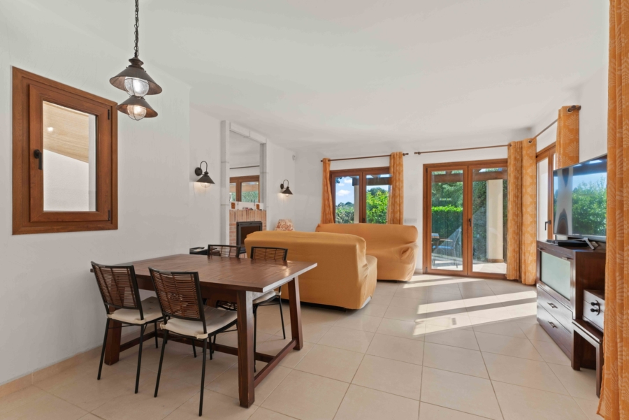 Exklusive Golfvilla mit privatem Pool und schönem Blick - Wohn-Essbereich (6581)