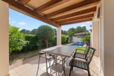 Überdachte Terrasse