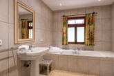 Badezimmer 1